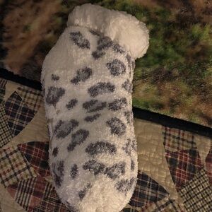 Leopard Print Fuzzy socks